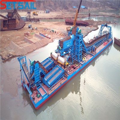1.0m-2m High Chain Bucket Gold Dredger per operazioni minerarie fluide in acque poco profonde